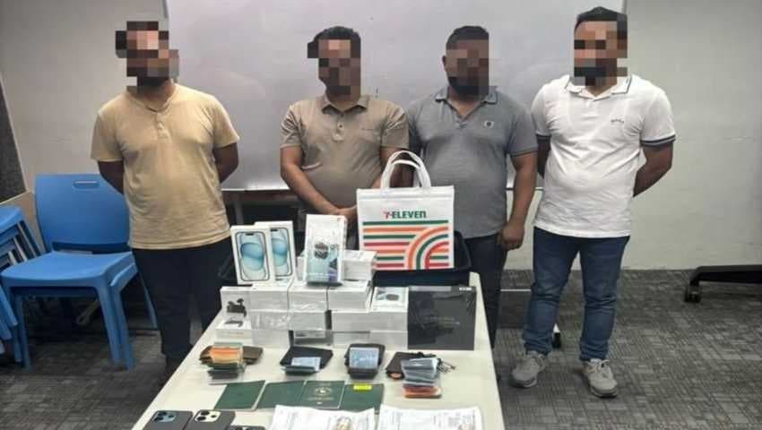 চোরাচালানের অভিযোগে কুয়ালালামপুর বিমানবন্দরে ৪ বাংলাদেশি আটক